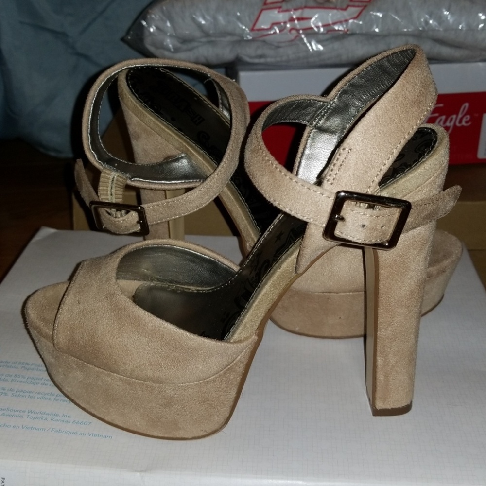 Platform heels